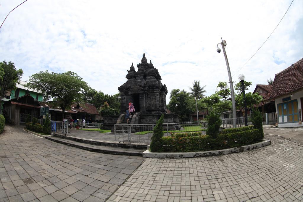 Omah Garengpoeng Guest House Magelang Esterno foto