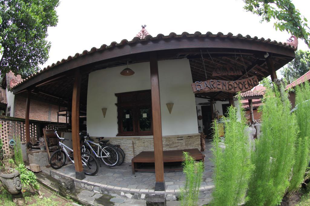 Omah Garengpoeng Guest House Magelang Esterno foto